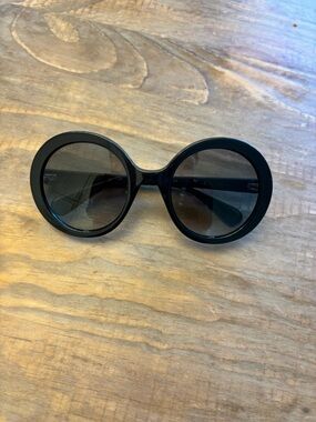 Gucci Black Oversized Round Sunglasses